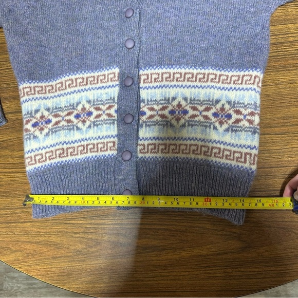 Vintage Highland Home Industries Scotland 100% New Wool Fair isle Cardigan - Picture 11 of 11